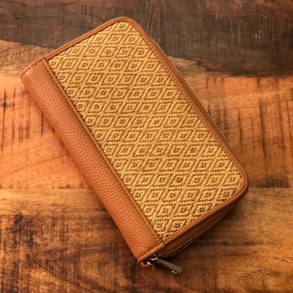 Thirty-One Wallet